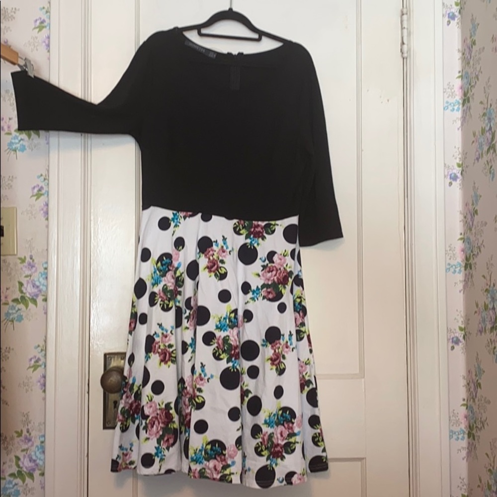 Adorable Swing Style Floral Polka Dot Dress